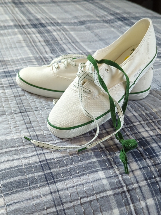 STAUD Shoes - STAUD + Keds Cream Canvas Low-Top Sneakers with Green Trim